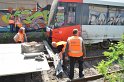 Unfall zwischen zwei KVB Bahnen Koeln Hoehenhaus Im Weidenbruch P132